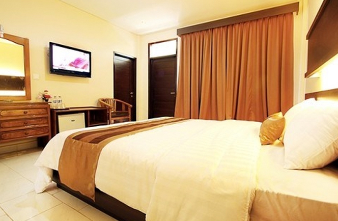 Bakung Beach Resort 3